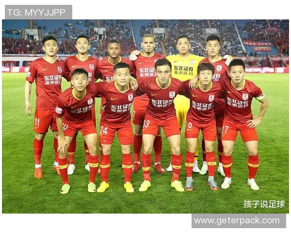 中国足球新星崛起:外籍球员加盟助力中超赛事发展与国际化 中国足球新星崛起:外籍球员加盟助力中超赛事发展与国际化