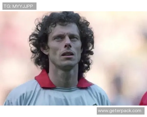 全球足球联赛明星球员盘点各大顶级联赛中的超级巨星与新兴力量 全球足球联赛明星球员盘点各大顶级联赛中的超级巨星与新兴力量