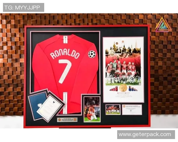 最伟大14号足球球星的传奇生涯与不朽成就分析 最伟大14号足球球星的传奇生涯与不朽成就分析