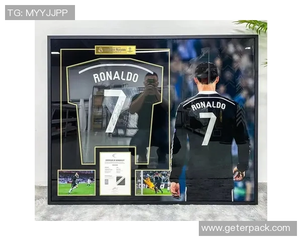 足球球星亲签卡牌市场价格揭秘 价值背后的秘密与收藏潜力