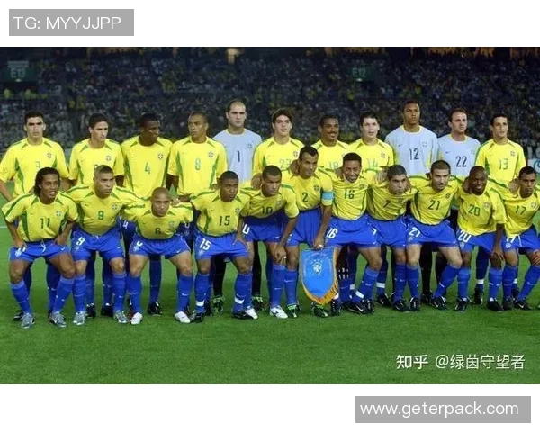 男扮女踢足球的传奇球星如何打破性别偏见成就伟大职业生涯 男扮女踢足球的传奇球星如何打破性别偏见成就伟大职业生涯