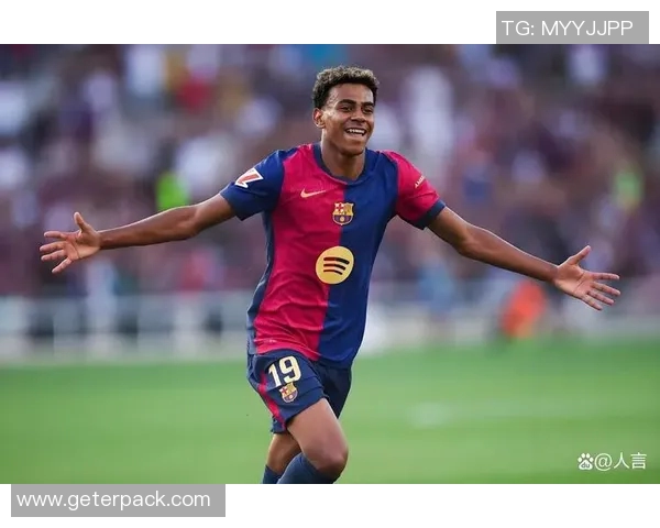 昔日球星风采再现 足球复古经典瞬间展现传奇岁月 昔日球星风采再现 足球复古经典瞬间展现传奇岁月